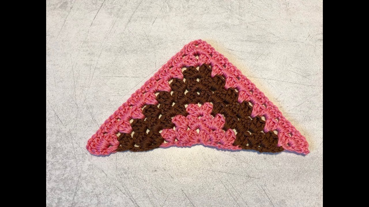 Tuto granny triangle au crochet spécial gaucher